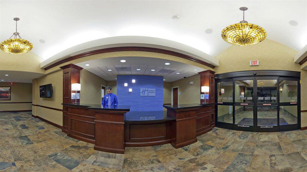 Express And By Ihg 2* Helena